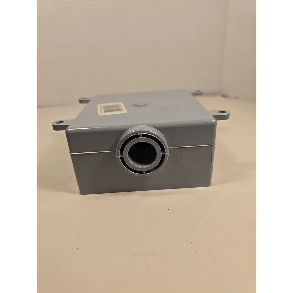 Cantex 5133380 Weatherproof Electrical Box,‎ 37.3 Cu In, Fse Box Type, 2 Gangs,